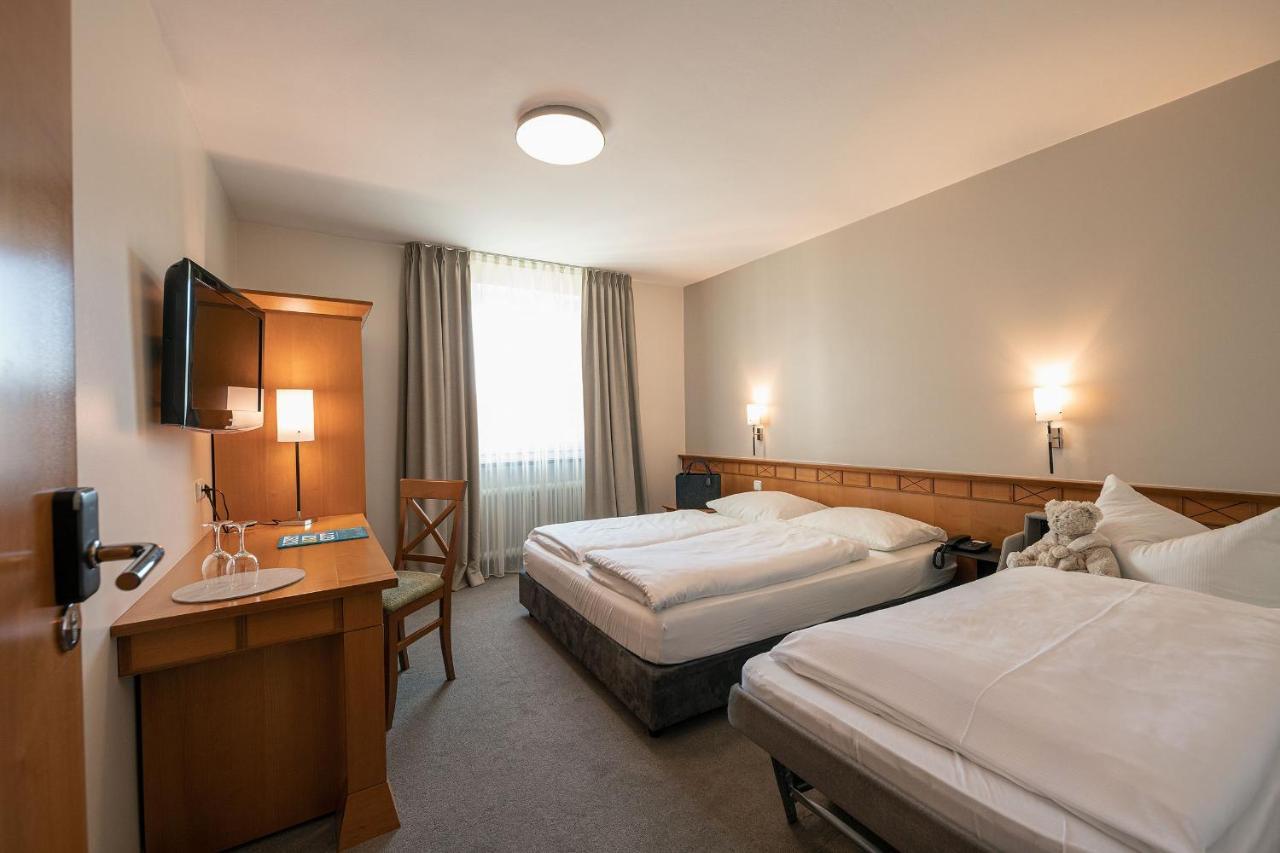 Parkhotel Schmid Adelsried Exterior photo